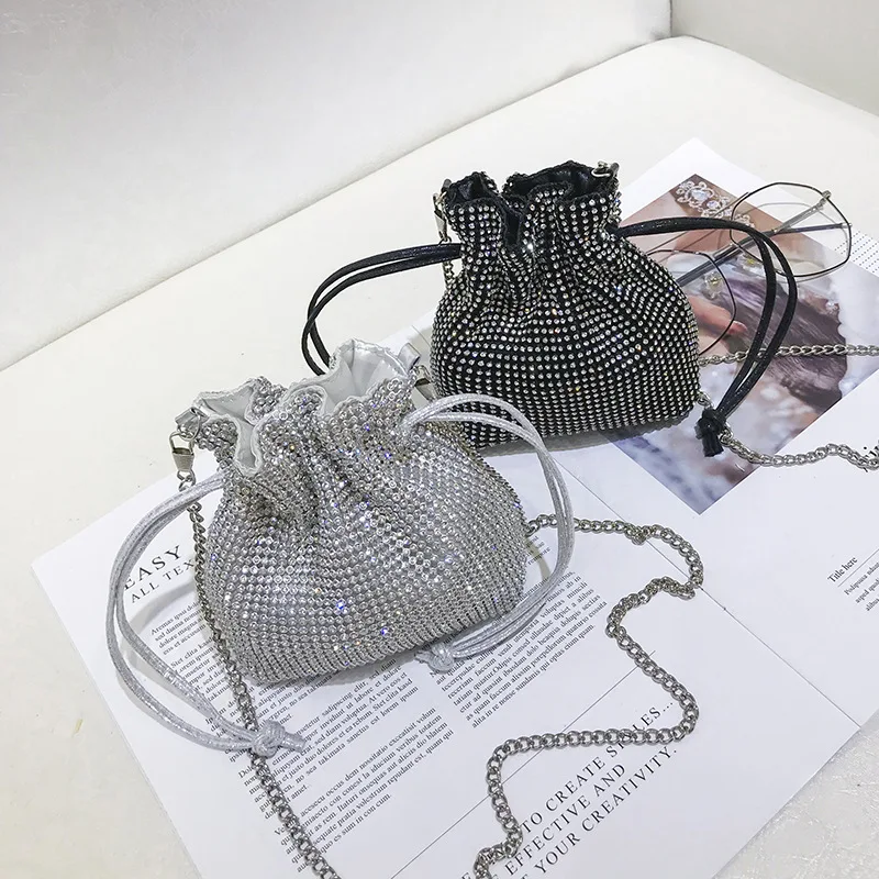 Best Selling Product Designer Fashion Vegetable Basket Diamond Chain One Shoulder Messenger Bag Custom Tote Hand Bag Purses, 2 colors
Best Selling Product Designer Fashion Vegetable Basket Diamond Chain One Shoulder Messenger Bag Custom Tote Hand Bag Purses, 2 colors