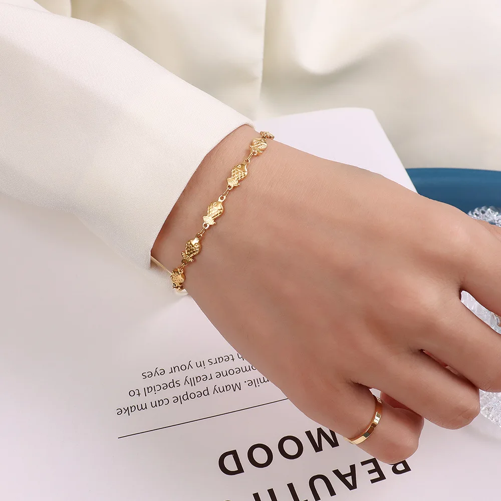 Wholesale Lovely Animal Adjustable Bracelet For Women 18k Gold Plated 316l Stainless Steel Small Fish Joint Bracelet
Wholesale Lovely Animal Adjustable Bracelet For Women 18k Gold Plated 316l Stainless Steel Small Fish Joint Bracelet