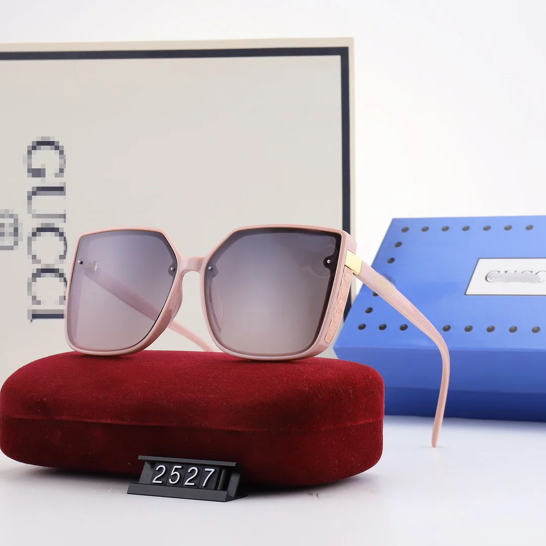 2021Brand Fashion gafas Square Oversized Big Frame Fashion Designer Women Sunglasses 2527 gafas de sol, 5 color
2021Brand Fashion gafas Square Oversized Big Frame Fashion Designer Women Sunglasses 2527 gafas de sol, 5 color