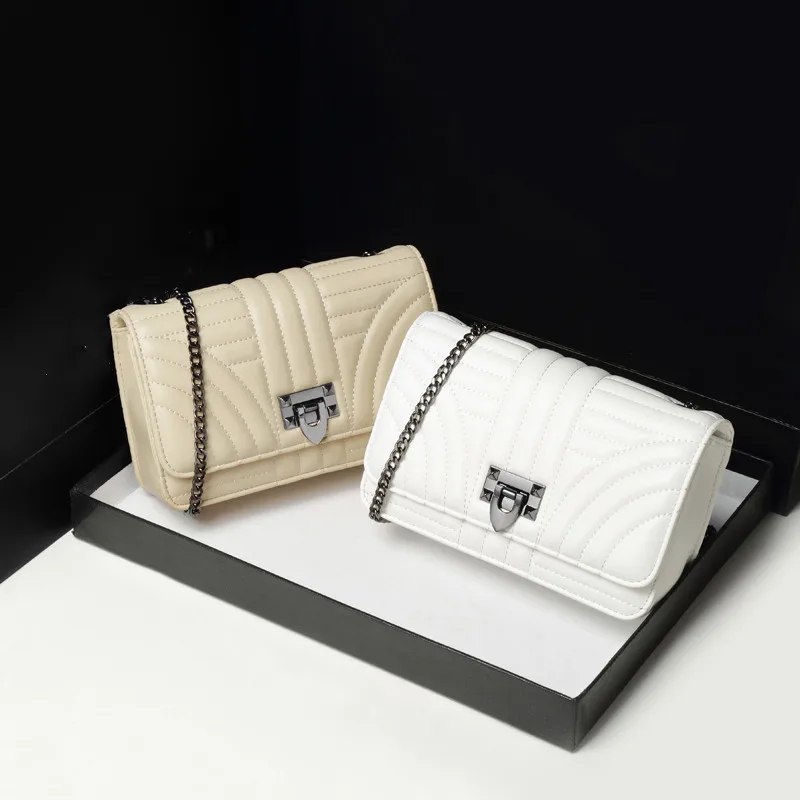 custom brand leather crossbody ladies bags good quality popular 2021 designer women handbag with chain
custom brand leather crossbody ladies bags good quality popular 2021 designer women handbag with chain
