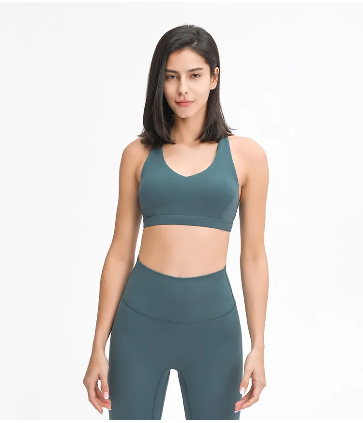 2021 spring and summer new product sexy V-neck sports bra gathers breathable Y-shaped back solid color sports underwear women
2021 spring and summer new product sexy V-neck sports bra gathers breathable Y-shaped back solid color sports underwear women