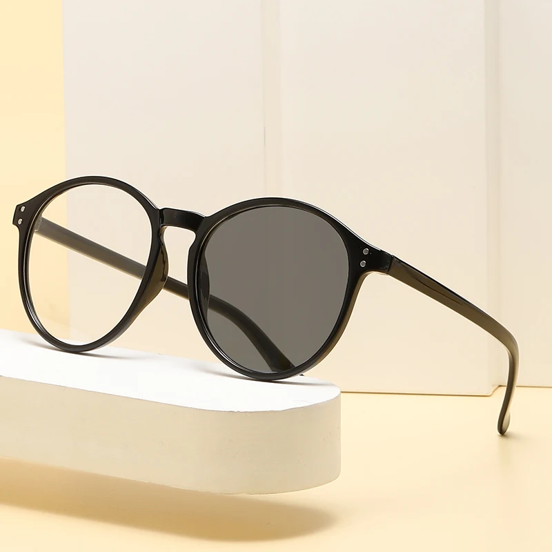 Hot Sale Photochromic Eyewear Anti Blue Light Blocking Computer Outdoor Filter Computer Glasses Kacamata Photocromic
Hot Sale Photochromic Eyewear Anti Blue Light Blocking Computer Outdoor Filter Computer Glasses Kacamata Photocromic