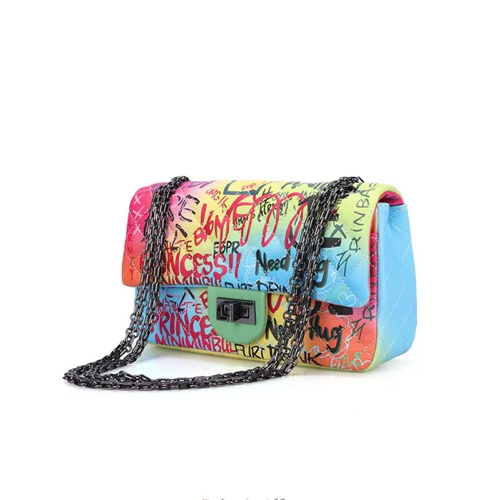 Luxury graffiti bags lady hand bag wholesale designer handbags 2021 China factory wholesale purse handbags for women, 5 colors
Luxury graffiti bags lady hand bag wholesale designer handbags 2021 China factory wholesale purse handbags for women, 5 colors