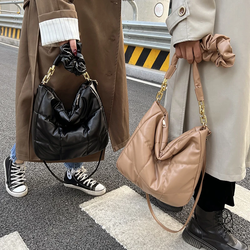 Wholesale handbags for women luxury 2021 new designer women hand bags fashion all-match PU leather purses and handbags, Customizable
Wholesale handbags for women luxury 2021 new designer women hand bags fashion all-match PU leather purses and handbags, Customizable