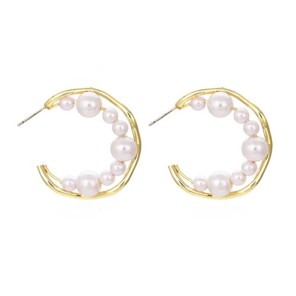 Irregular Geometric C-Shaped Pearl Earrings Hollow Metal Earrings Fashion Copper Gold-Plated Earrings, Like picture
Irregular Geometric C-Shaped Pearl Earrings Hollow Metal Earrings Fashion Copper Gold-Plated Earrings, Like picture
