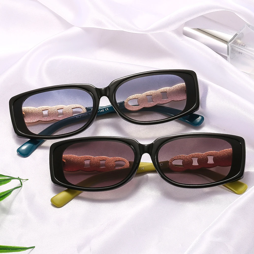 Hot selling outdoor radiation protection PC lens UV400 fashion sunglasses newest 2021, Custom colors
Hot selling outdoor radiation protection PC lens UV400 fashion sunglasses newest 2021, Custom colors