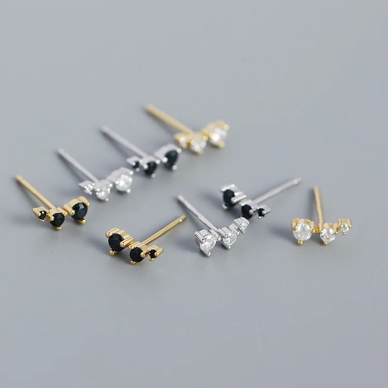 Fashion New 925 Sterling Silver beautiful 3 stone white black cz diamond stud earring jewelry for women
Fashion New 925 Sterling Silver beautiful 3 stone white black cz diamond stud earring jewelry for women