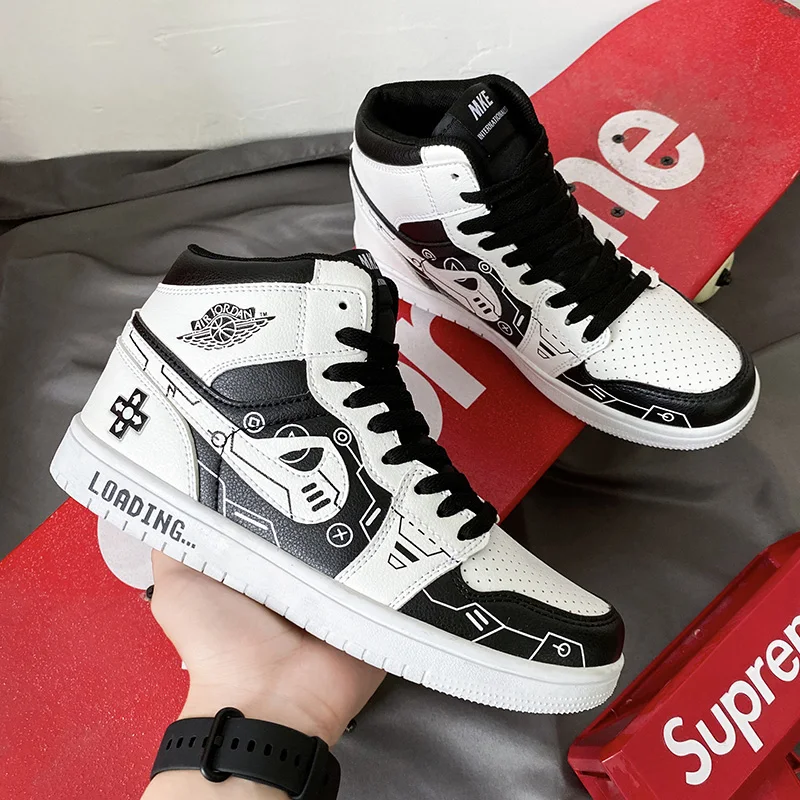 Brand New High Top Basketball Style Shoes Classic Designer Quality Women Men Casual Walking Shoes
Brand New High Top Basketball Style Shoes Classic Designer Quality Women Men Casual Walking Shoes