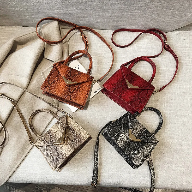 Wholesale Ladies Small Snake skin Hand Bags Mini Purses Beautiful Handbags For Women
Wholesale Ladies Small Snake skin Hand Bags Mini Purses Beautiful Handbags For Women