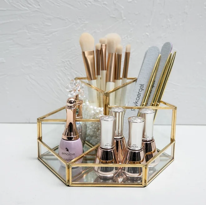 Whosale Transparent Plexi Glass Diamond Surface Rectangle 2 Layers Clear Glass Holder for Brushes and Makeup, Gilding
Whosale Transparent Plexi Glass Diamond Surface Rectangle 2 Layers Clear Glass Holder for Brushes and Makeup, Gilding