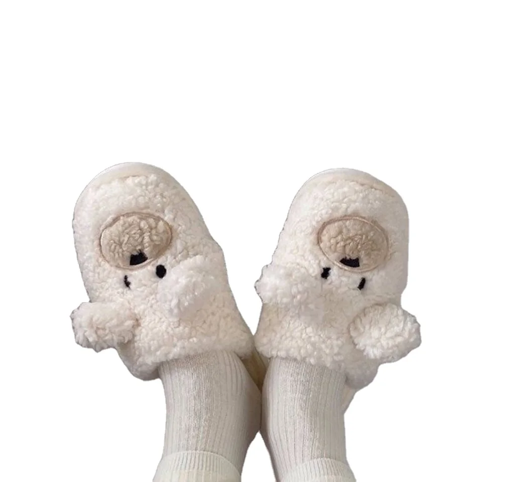 Plush slippers cosplay anime bear face home hotel office slippers fashion indoor shoes
Plush slippers cosplay anime bear face home hotel office slippers fashion indoor shoes