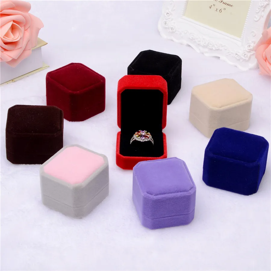 5*4.5*4 Custom Romantic Sweet Luxury Small Ring Box Velvet Jewelry Box
5*4.5*4 Custom Romantic Sweet Luxury Small Ring Box Velvet Jewelry Box