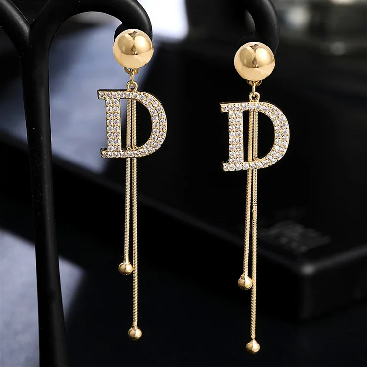 JINGLIANG 2020 Ladies Crystal Big Long Tassel Earrings Letter D Drop Earrings For Women Female Wedding Jewelry, Gold/silver
JINGLIANG 2020 Ladies Crystal Big Long Tassel Earrings Letter D Drop Earrings For Women Female Wedding Jewelry, Gold/silver