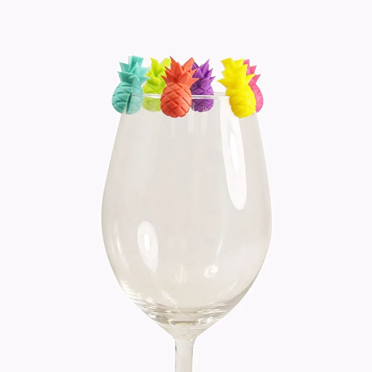 AA623 6pcs Silicone Wine Glass Mark Cup Labels Tag Signs Creative Wine Glass Recognizer Cup Distinguisher for Home Party, 6 colors
AA623 6pcs Silicone Wine Glass Mark Cup Labels Tag Signs Creative Wine Glass Recognizer Cup Distinguisher for Home Party, 6 colors