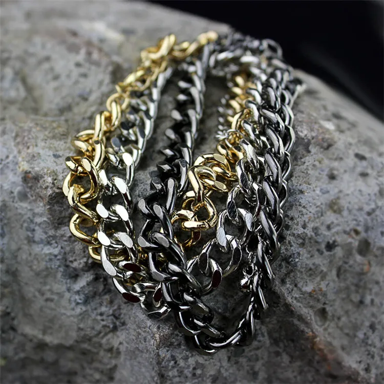 Explosive supply, domineering figro chain simple chain bracelet, alloy jewelry for men and women, Silver,gold or custom
Explosive supply, domineering figro chain simple chain bracelet, alloy jewelry for men and women, Silver,gold or custom