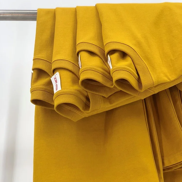 240 grams 32 double yarn heavy T-shirts dropped shoulders loose style, DTG pri, silk mesh, embroidery and other custom logo cra
240 grams 32 double yarn heavy T-shirts dropped shoulders loose style, DTG pri, silk mesh, embroidery and other custom logo cra
