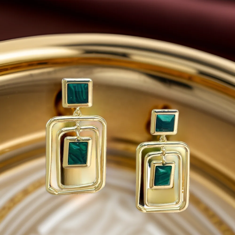 Wholesale Geometric Green Gemstone Gold-Plated Pendant and Stud Earrings for Women New Features for Fashion Jewelry
Wholesale Geometric Green Gemstone Gold-Plated Pendant and Stud Earrings for Women New Features for Fashion Jewelry