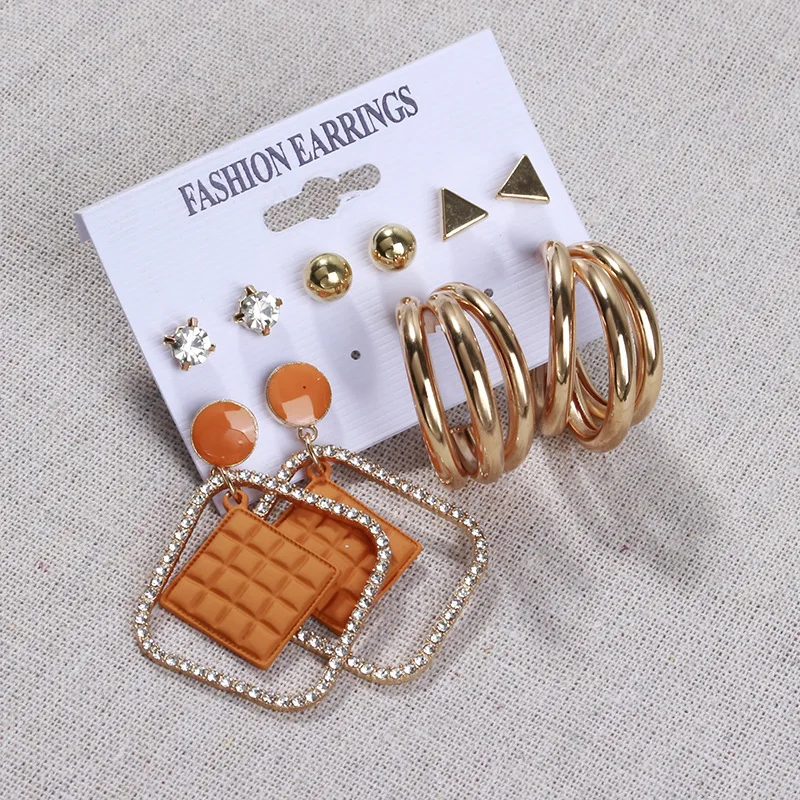 Newest Mixed Design Rhinestone Butterfly Colorful Acrylic Hoop Big Dangle Earrings for Women Jewelry Sets, Gold 
Newest Mixed Design Rhinestone Butterfly Colorful Acrylic Hoop Big Dangle Earrings for Women Jewelry Sets, Gold