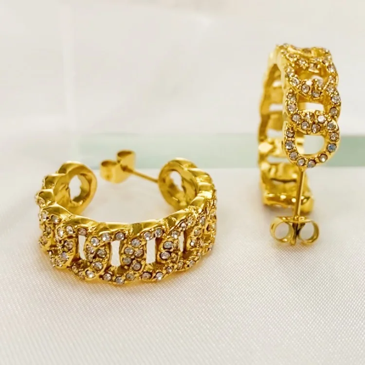 Dainty Women Jewelry Stainless Steel Clip On Earrings Iced Out Micro Pave Zircon CZ Hoop Earrings Hip Hop Jewelry
Dainty Women Jewelry Stainless Steel Clip On Earrings Iced Out Micro Pave Zircon CZ Hoop Earrings Hip Hop Jewelry