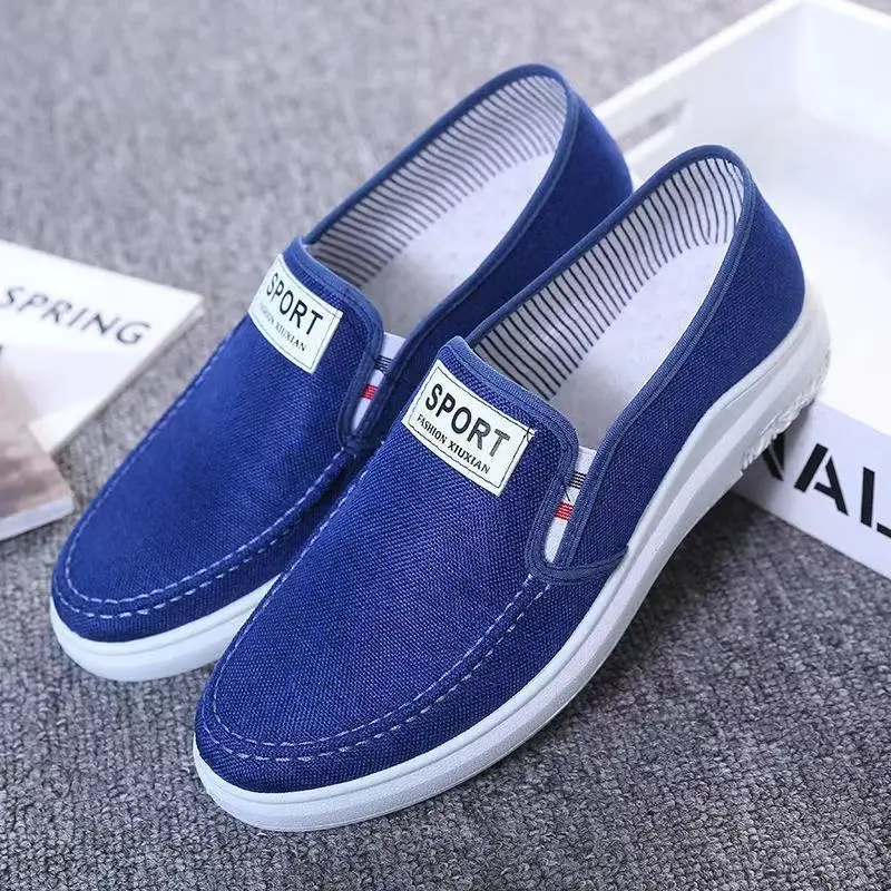 YATAI 2021Summer casual breathable shoes men's solid color simple low top slip-on board shoes foreign trade Wholesale
YATAI 2021Summer casual breathable shoes men's solid color simple low top slip-on board shoes foreign trade Wholesale