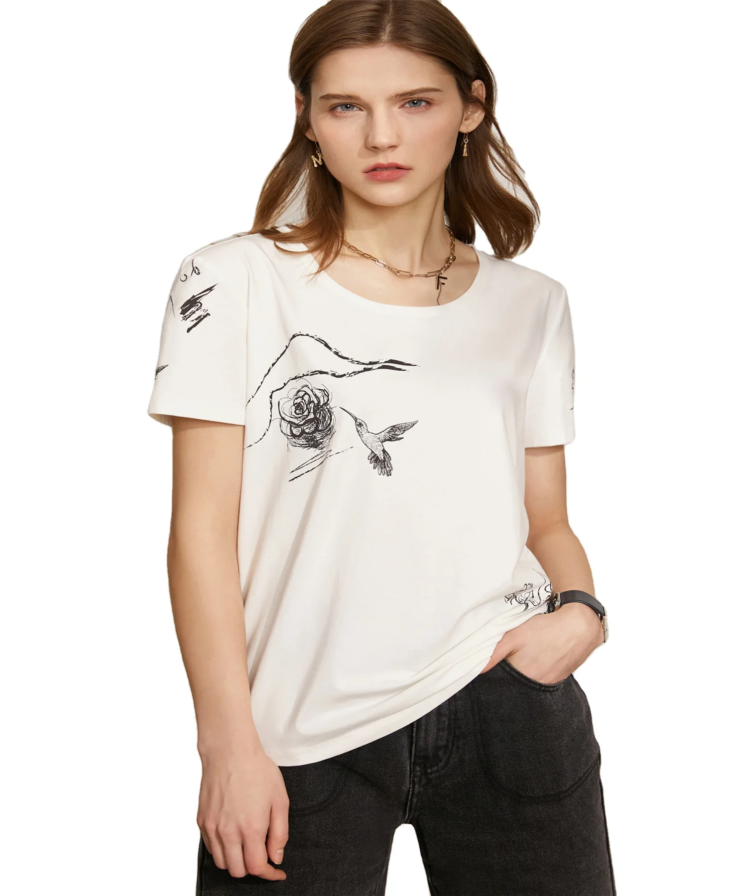 Summer new white fashion T-shirt ladies round neck short-sleeved women's T-shirt ladies flower and bird T-shirt printing design
Summer new white fashion T-shirt ladies round neck short-sleeved women's T-shirt ladies flower and bird T-shirt printing design