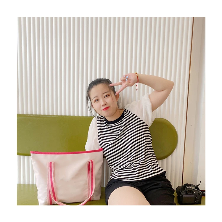 Large Capacity Fashion Wholesale Luxury Ladies Fashion Handbags For Women, Customized color
Large Capacity Fashion Wholesale Luxury Ladies Fashion Handbags For Women, Customized color