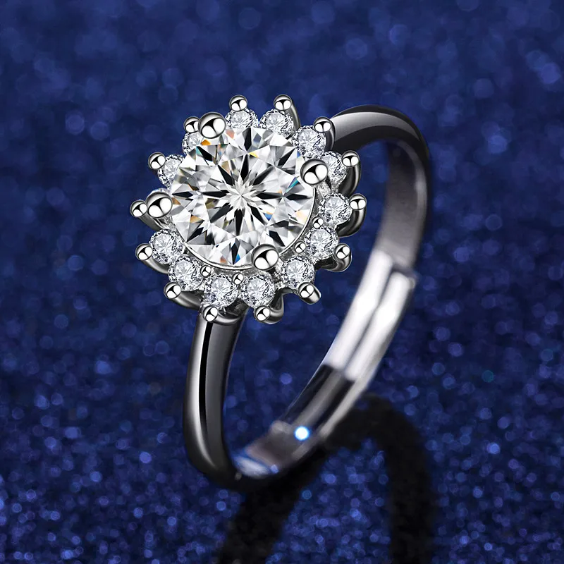 Fashion Zircon imitation Mosangstone ring female male six claw wedding ring lovers rings imitation diamond gifts wholesale
Fashion Zircon imitation Mosangstone ring female male six claw wedding ring lovers rings imitation diamond gifts wholesale