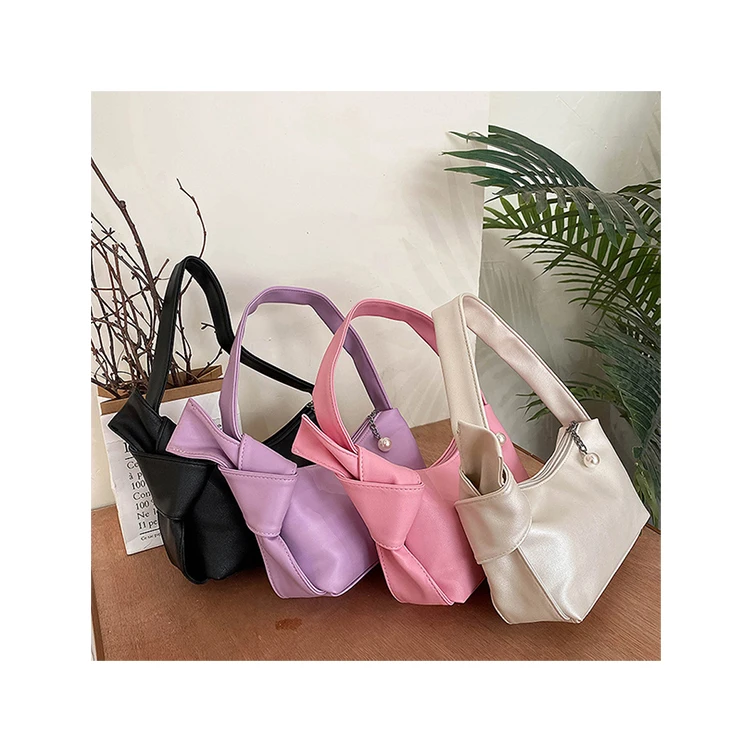 Cute Knotted women tote bag 2021 Custom New simple cloud crossbody bag fashion Pearl soft leather handbag, Customizable
Cute Knotted women tote bag 2021 Custom New simple cloud crossbody bag fashion Pearl soft leather handbag, Customizable