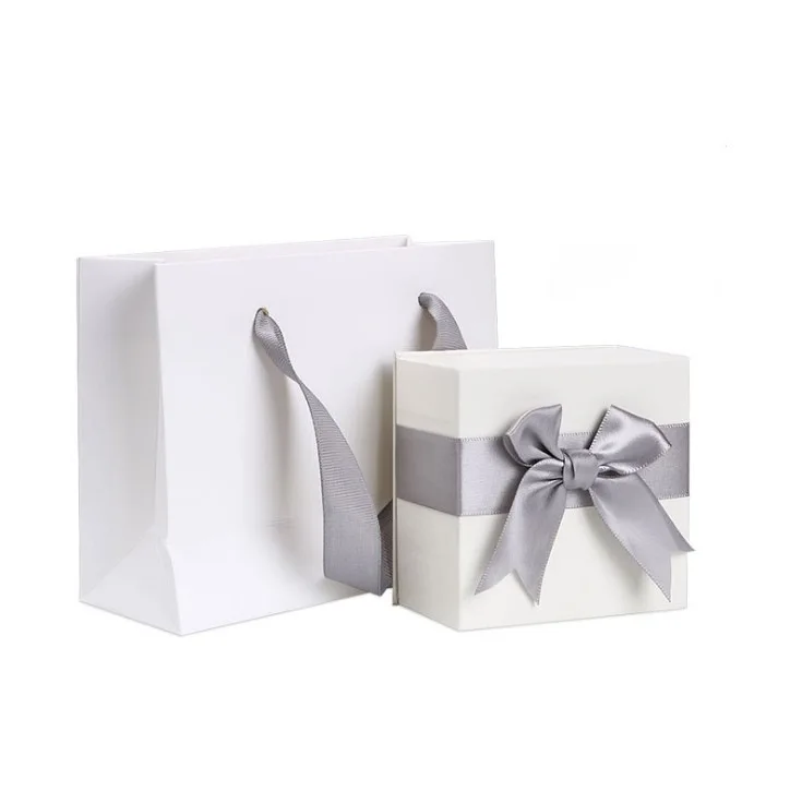 Wholesale Necklace Earring Ring Bow Flower Storage Cardboard Velvet Gift Bag Jewelry Boxes, White
Wholesale Necklace Earring Ring Bow Flower Storage Cardboard Velvet Gift Bag Jewelry Boxes, White