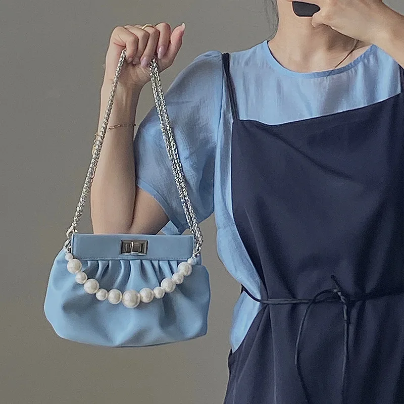 2021 new trendy cloud chain bag fashion shoulder bag pu leather charm luxury tote bags for women, Black, white,blue
2021 new trendy cloud chain bag fashion shoulder bag pu leather charm luxury tote bags for women, Black, white,blue
