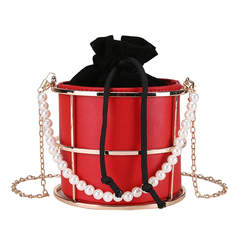 XP1110 2020 new fashion bucket trend line pearl chain shoulder personality messenger small
XP1110 2020 new fashion bucket trend line pearl chain shoulder personality messenger small