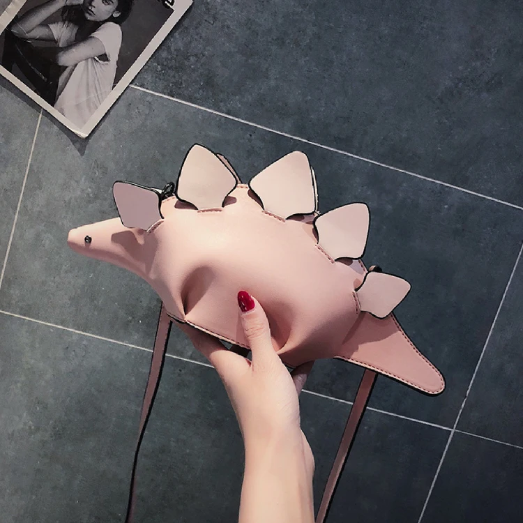 Guangzhou factory wholesale ladies shoulder bag cute Dinosaur shape mini Crossbody handbag for ladies
Guangzhou factory wholesale ladies shoulder bag cute Dinosaur shape mini Crossbody handbag for ladies