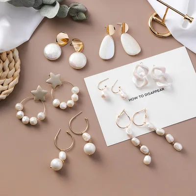 Artilady Korean Acrylic Symphony Simulated Pearl Shell Metal Long Tassel Drop Earrings For Women Valentine Jewelry, Gold
Artilady Korean Acrylic Symphony Simulated Pearl Shell Metal Long Tassel Drop Earrings For Women Valentine Jewelry, Gold