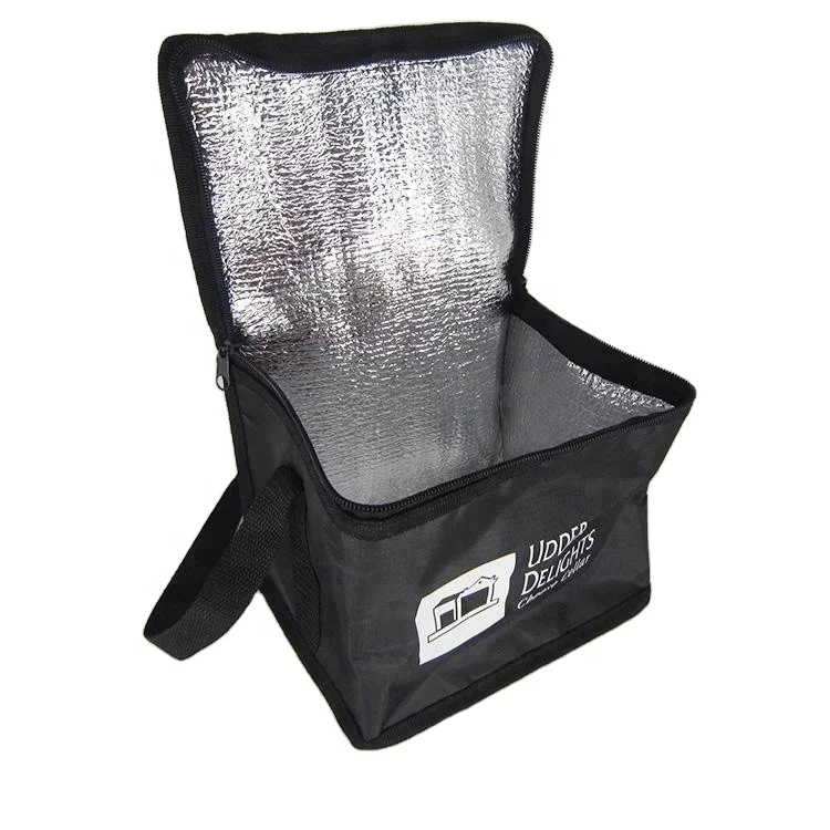 High quality modern polyester insulated aluminum films cooler food lunch bag, Custom pms colors matched
High quality modern polyester insulated aluminum films cooler food lunch bag, Custom pms colors matched