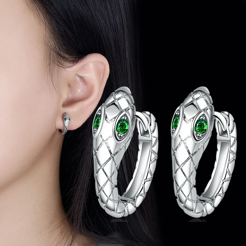 New pattern Advanced cool wind copper plated serpentine zircon earrings Personality minority earrings
New pattern Advanced cool wind copper plated serpentine zircon earrings Personality minority earrings
