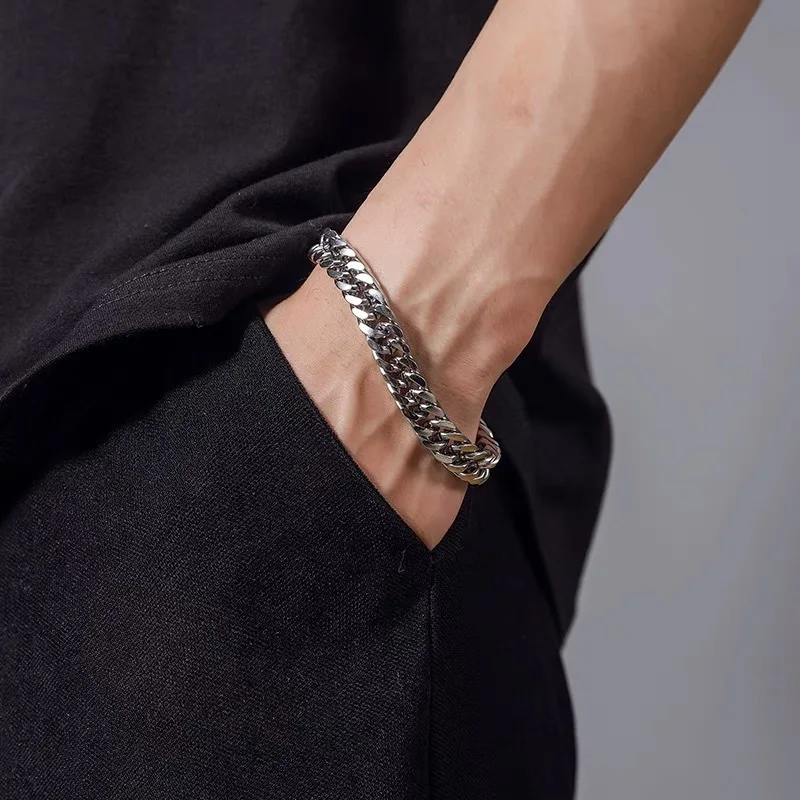 OEM Customized LogoTitanium Steel Jewelry Waterproof Punk Fashion Stainless Steel Bracelet Hip Hop Silver Cuban Bracelet For Men
OEM Customized LogoTitanium Steel Jewelry Waterproof Punk Fashion Stainless Steel Bracelet Hip Hop Silver Cuban Bracelet For Men