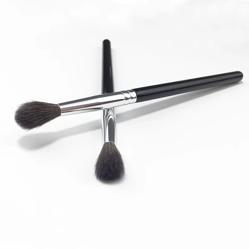 CLIONE HXS-07 custom logo top quality single makeup brush portable fire shape natural hair blending brush
CLIONE HXS-07 custom logo top quality single makeup brush portable fire shape natural hair blending brush