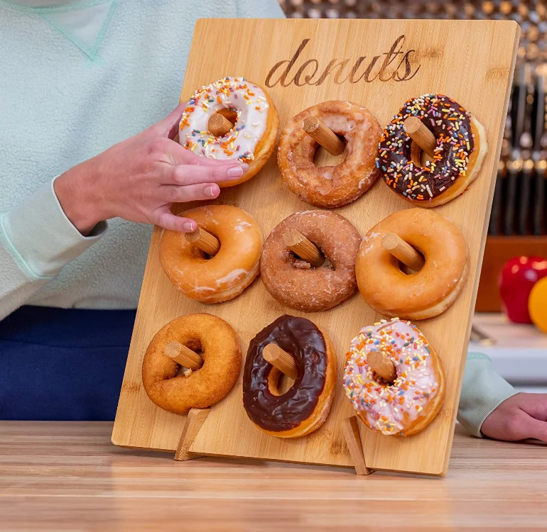 Gift Natural Display Stand Donut Wall Bamboo Wooden Donut Board for Party Brunches Weddings
Gift Natural Display Stand Donut Wall Bamboo Wooden Donut Board for Party Brunches Weddings