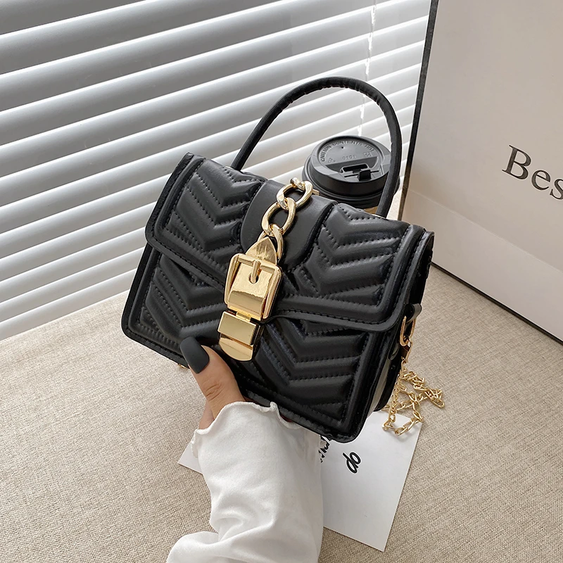 Amazon hot sale cheap shoulder bag embroidered PU leather chain bag fashion lady bag messenger handbag
Amazon hot sale cheap shoulder bag embroidered PU leather chain bag fashion lady bag messenger handbag