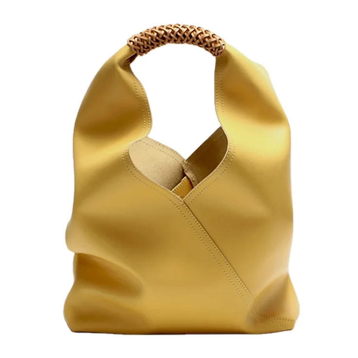 2021 designer inspired luxury hand knit soft 100% genuine cow leather shoulder bag women's bucket handbag
2021 designer inspired luxury hand knit soft 100% genuine cow leather shoulder bag women's bucket handbag