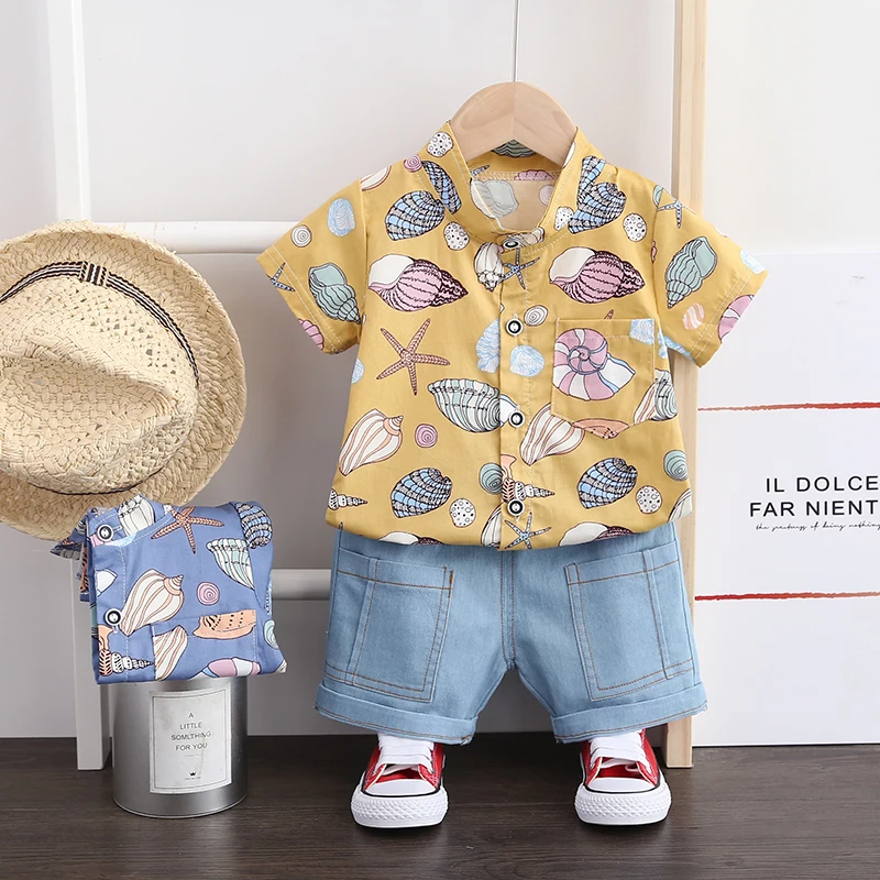 The boy's new Southeast Asian style short-sleeved shirt with stand-up collar printed button and denim short-sleeved 2-piece hot, Picture
The boy's new Southeast Asian style short-sleeved shirt with stand-up collar printed button and denim short-sleeved 2-piece hot, Picture