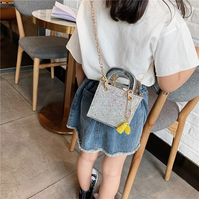 Solid Bowknot Princess Messenger Bags Girls Purse Kids Handbags Mini Hand Sequin Kids Luxury Bagsfor Kids Girl, Multicolor
Solid Bowknot Princess Messenger Bags Girls Purse Kids Handbags Mini Hand Sequin Kids Luxury Bagsfor Kids Girl, Multicolor