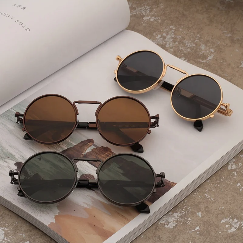 Vintage Men Women Sun Glasses Retro Style Round Metal Frame Colorful Lens Fashion Designer Famous Brands Luxury Sunglasses
Vintage Men Women Sun Glasses Retro Style Round Metal Frame Colorful Lens Fashion Designer Famous Brands Luxury Sunglasses