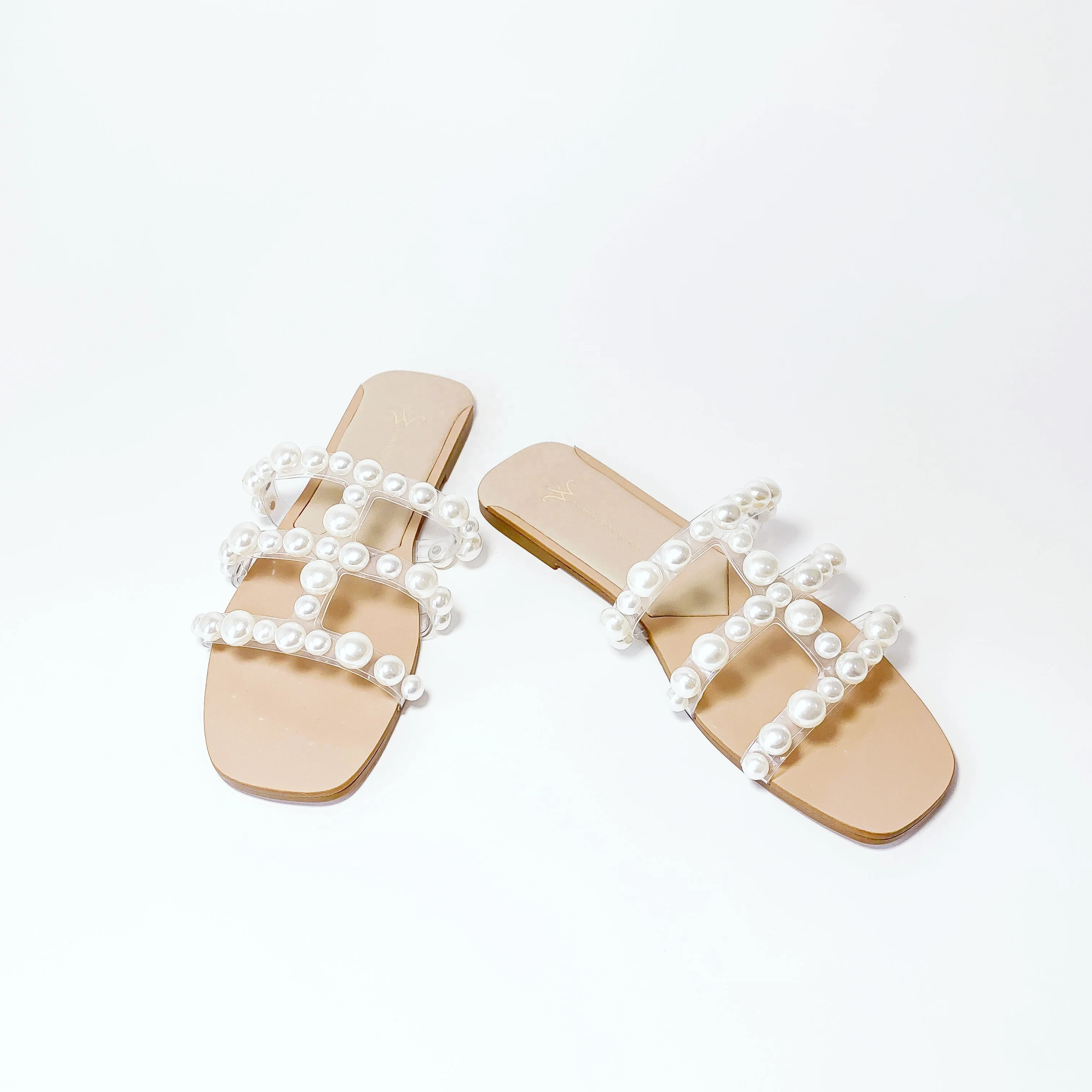 2022 Womens Shoes Summer Pearl Beach Slippers European And American Transparent Flat Bottomed Open Toe Sandals
2022 Womens Shoes Summer Pearl Beach Slippers European And American Transparent Flat Bottomed Open Toe Sandals