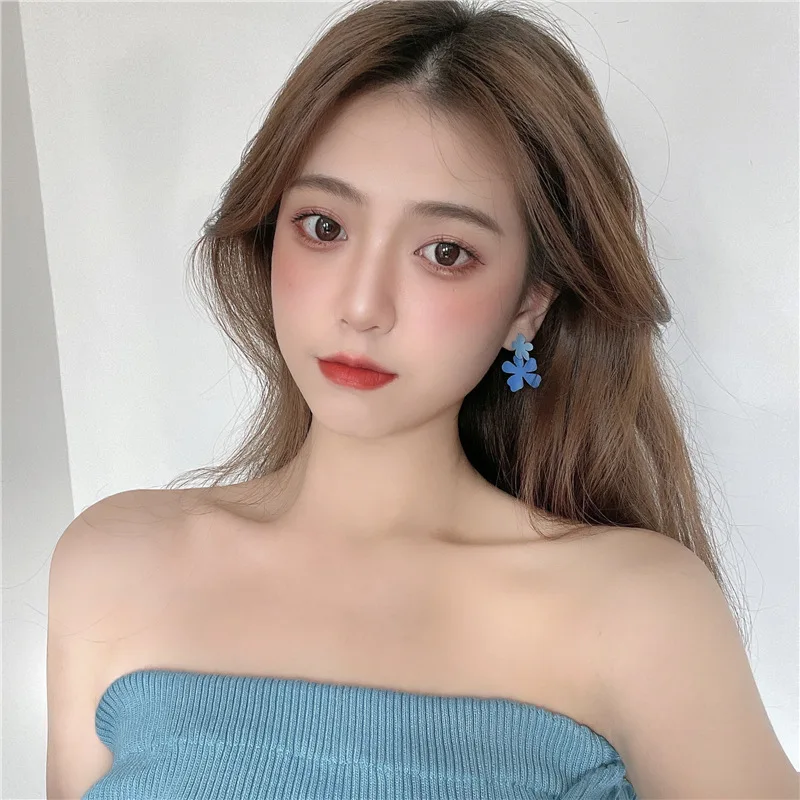 Silver Needle~Blue Flower Contrasting Color Super Fairy Stud Earrings, High Quality Exaggerated Earrings
Silver Needle~Blue Flower Contrasting Color Super Fairy Stud Earrings, High Quality Exaggerated Earrings