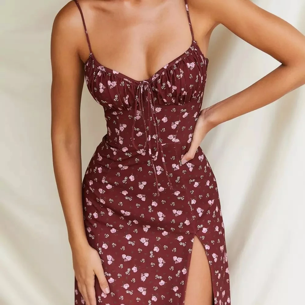 Mid-calf Dress Floral Midi Dresses Straped High Waist Split Vintage Sleeveless A Line Bandage Red woman's summer dress
Mid-calf Dress Floral Midi Dresses Straped High Waist Split Vintage Sleeveless A Line Bandage Red woman's summer dress