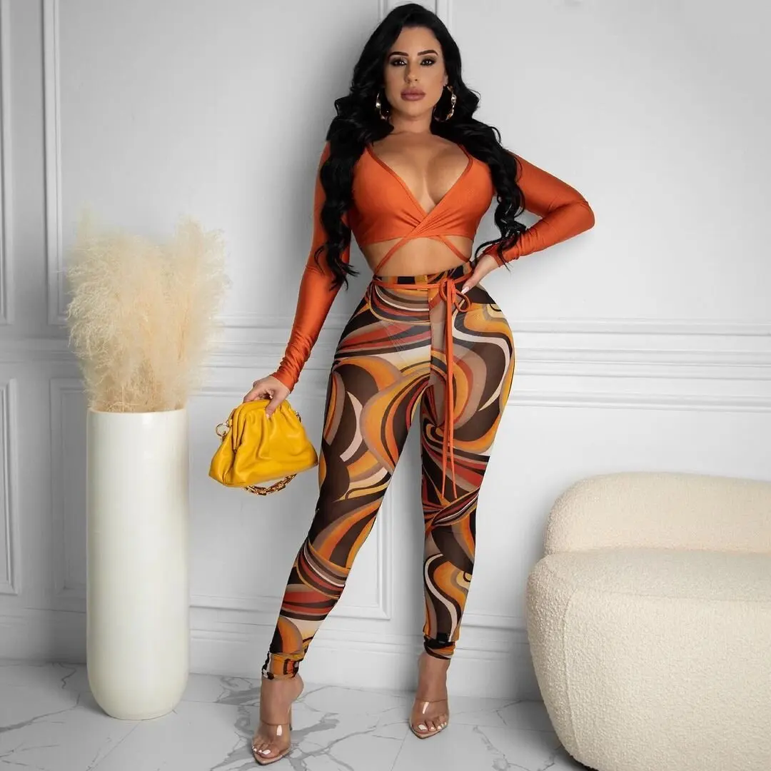 New Designer Women Fall V Neck Long Sleeve Cropped Top jogger Pants Printed Two Piece Leggings Sets
New Designer Women Fall V Neck Long Sleeve Cropped Top jogger Pants Printed Two Piece Leggings Sets