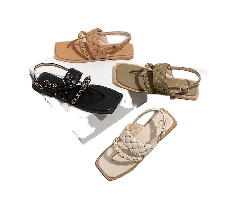 2021 summer flip flops women chain design square toe flat sandals casual leather buckle up shoes, 4 colors as picture
2021 summer flip flops women chain design square toe flat sandals casual leather buckle up shoes, 4 colors as picture