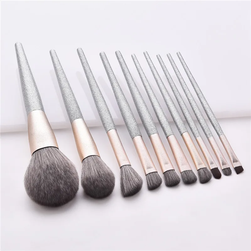 10pcs glitter silver wood handle makeup brush set eyeshadow powder blush new design private label cosmetic brushes
10pcs glitter silver wood handle makeup brush set eyeshadow powder blush new design private label cosmetic brushes