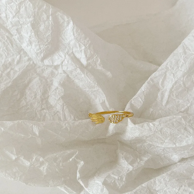 Korean Elegant New Arrival Finger Jewelry Handmade Gold Plated Crystal Wing Shaped Open Adjustable Rings Women Ring, Picture
Korean Elegant New Arrival Finger Jewelry Handmade Gold Plated Crystal Wing Shaped Open Adjustable Rings Women Ring, Picture